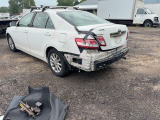 2011 Toyota Camry XLE - Exterior Rear Left Corner Image